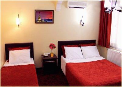 Hotel Kanada อิสตันบูล ภายนอก รูปภาพ